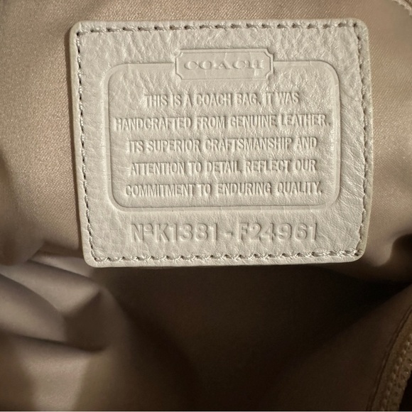 Coach Campbell Belle White Ivory Leather Shoulder Bag - Picture 11 of 14